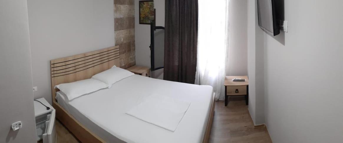 Hotel Permeti Esterno foto